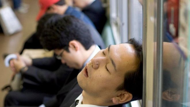 دروس من اليابان: كيف تتجنب "الموت من كثرة العمل"؟