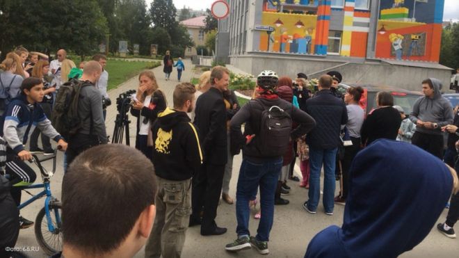 Народный сход в Березовском