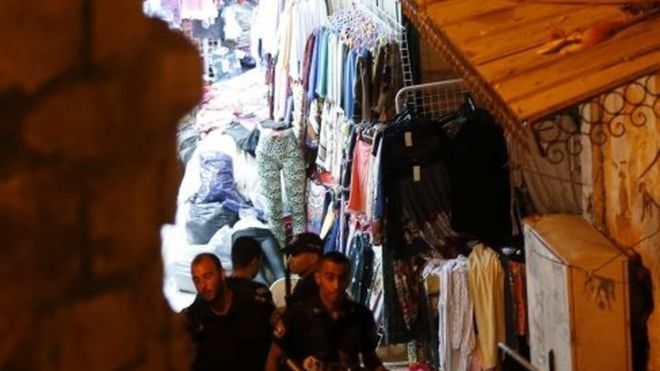 Israeli security forces at the scene of the attack in Jerusalem. Photo: 3 October 2015