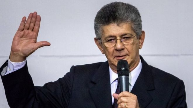 Opposition leader and National Assembly President, Henry Ramos Allup, is sworn in in Caracas on 5 January 2016