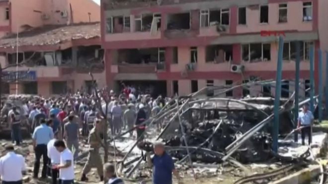 Damage from blast in Elazig (18 August)