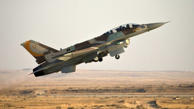 An Israeli F-16 fighter jet