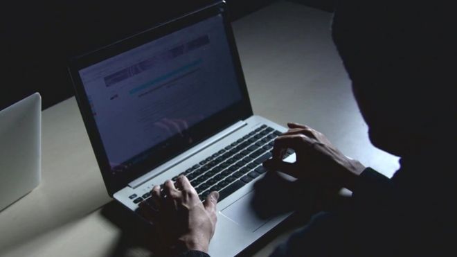 أوكرانيان يزعمان اختراق البريد الإلكتروني للكرملين