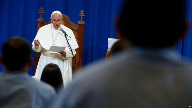 Pope Francis meets with inmates at Curran-Fromhold Correctional Facility in Philadelphia (27 September 2015)