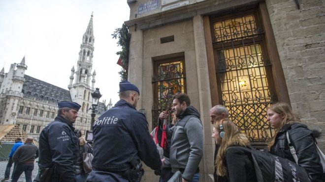 Belgian police check bags on Brussels' Grand-Place