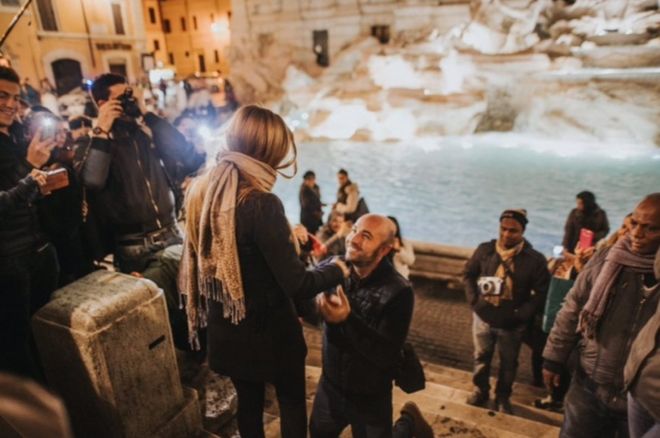 காதலை முன்மொழியும் ஒரு ஜோடி