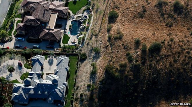 Aerial view overlooking landscaping in San Diego 4 April 2015