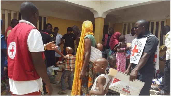 Clothes being distributed by the Red Cross in Yola (May 2015)