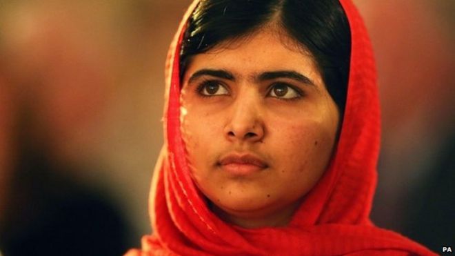 Malala Yousafzai is pictured before officially opening The Library of Birmingham in Birmingham, central England. (3 Sept 2013)