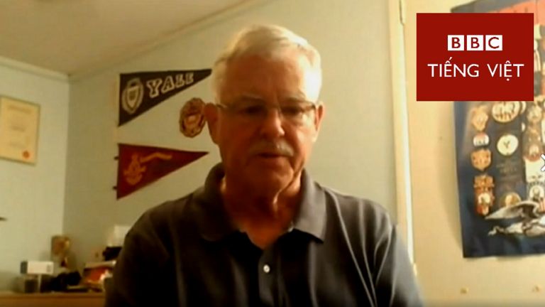 Giáo sư Carl Thayer, một nhà quan sát về Việt Nam