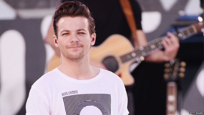 Louis Tomlinson performs on Good Morning America