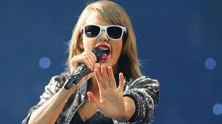 Taylor Swift on stage