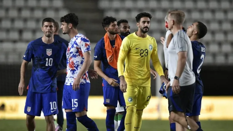 جرى لقاء المنتخب السعوي ونظيره الأمريكي في إشبيلية، Reuters