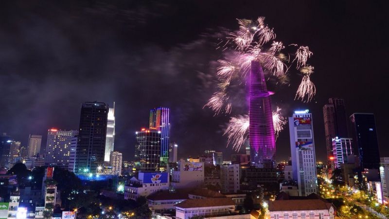 Bắn pháo hoa tại TP Hồ Chí Minh dịp 30/4/2015