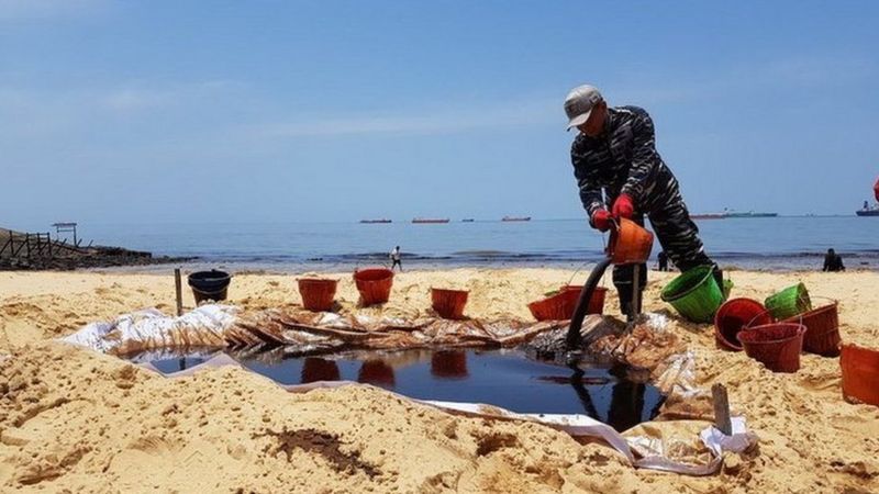 Pencemaran Tumpahan Minyak Di Teluk Balikpapan Sudah Tiga Hari Kami