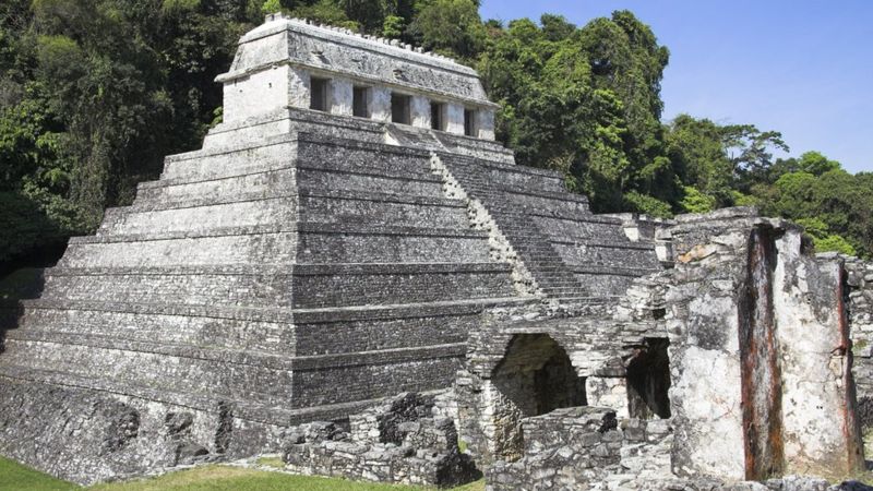 A fascinante história da Rainha Vermelha aristocrata cuja tumba