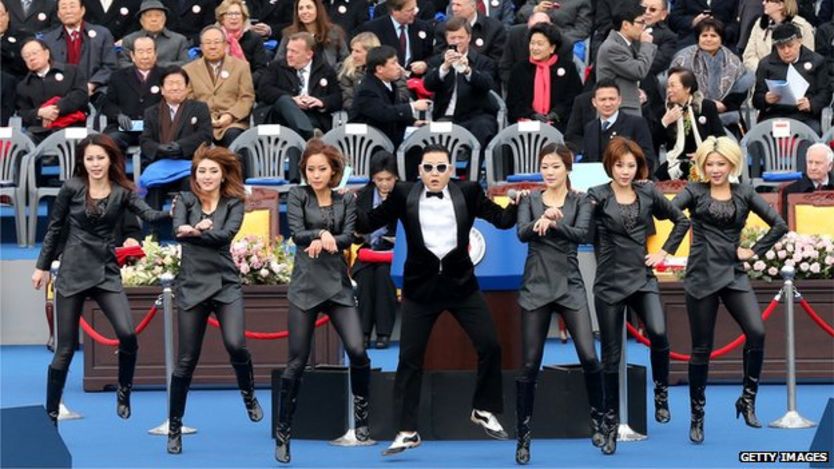 Psy performing Gangnam Style at the inauguration of South Korea's newly elected president in 2013