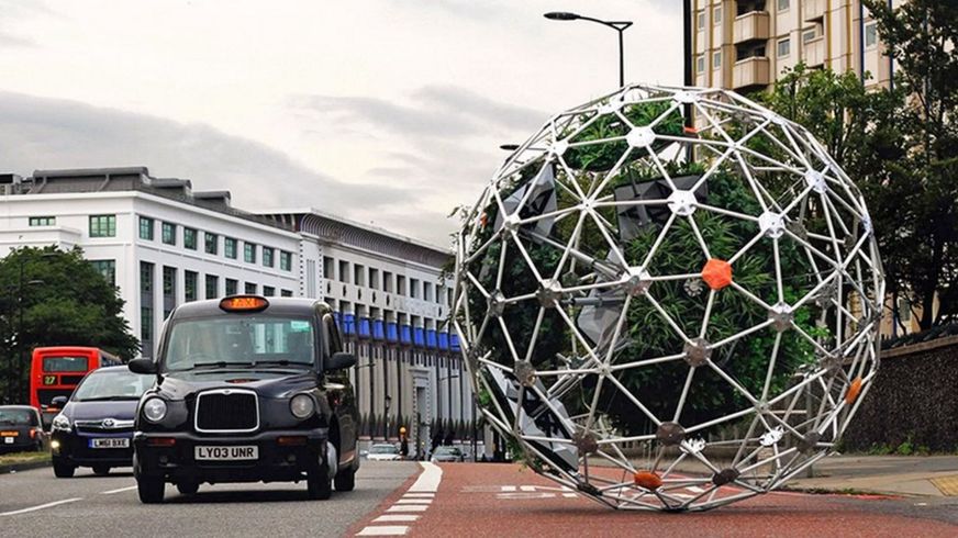 Hortum Machina, o primeiro jardim ambulante autônomo do mund, circula nas ruas de Londres