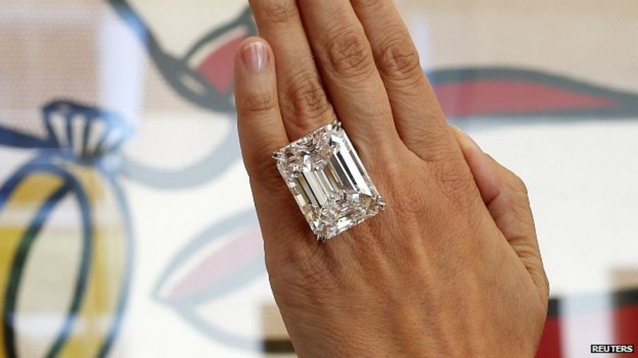 The 100-carat diamond on pre-auction show at Sotheby's in Los Angeles. 25 March 2015