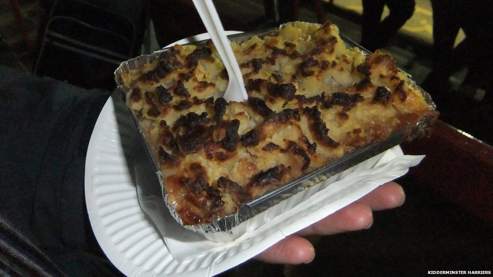 The pie is an 800g meal in itself