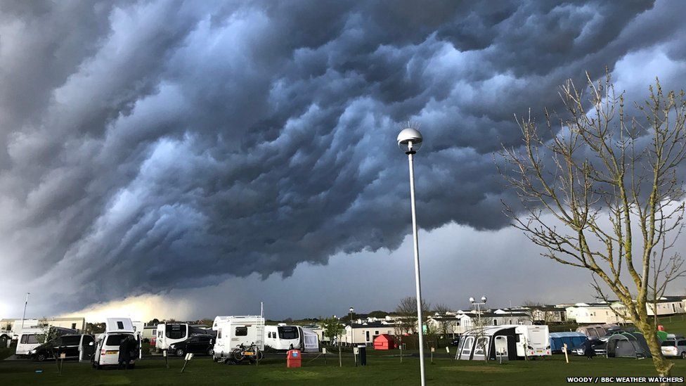 cumulonimbus clouds storm