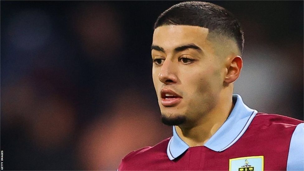 Anass Zaorury Abdulkadir Omur Hull City Sign Burnley Winger And