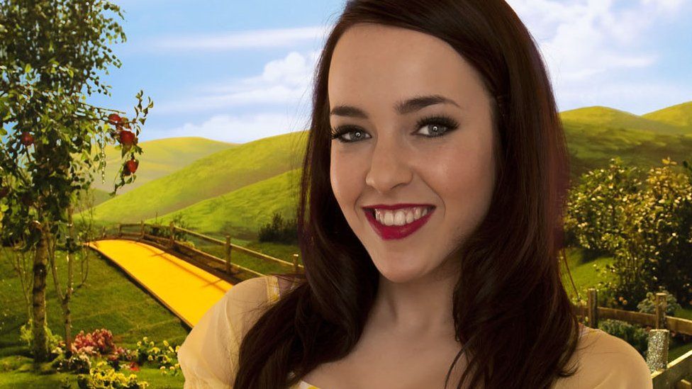 Hollyoaks Ends Stephanie Davis Contract With Immediate Effect Bbc Newsbeat