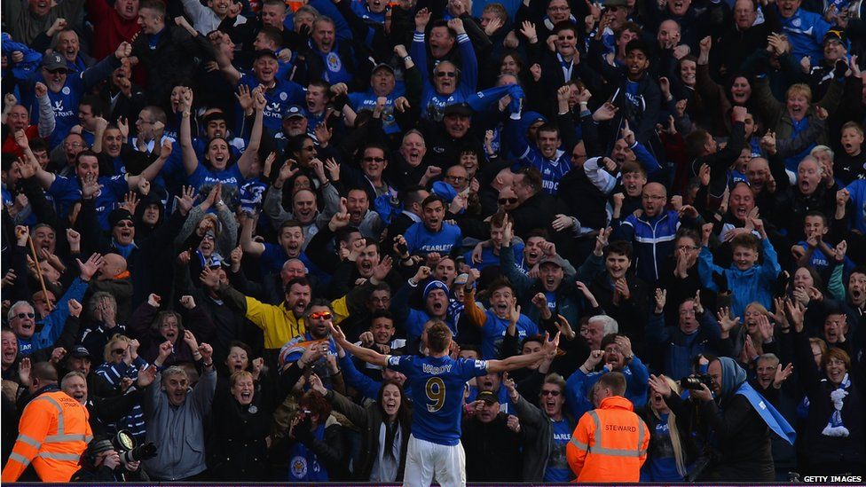 Jamie Vardy celebrates a goal with the Leicester fans