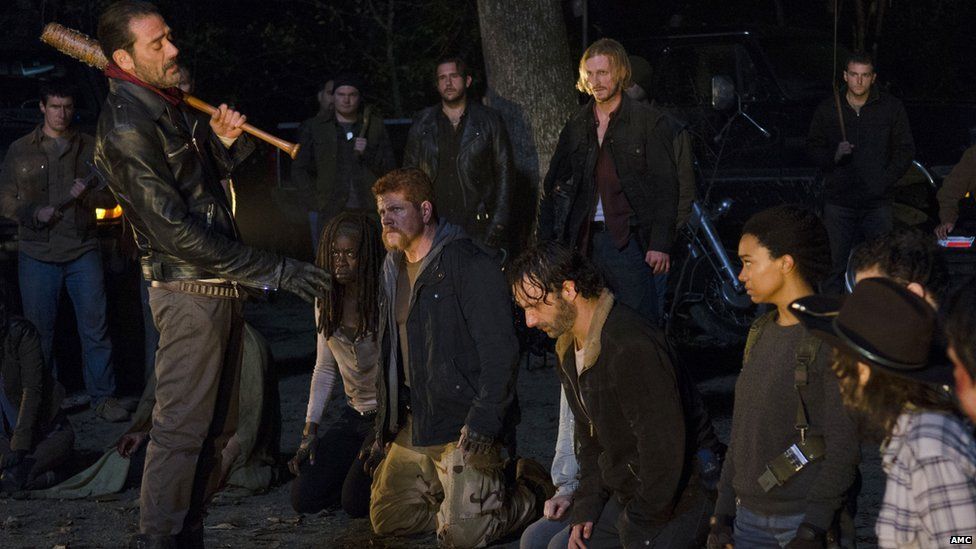 Jeffrey Dean Morgan and the Walking Dead cast
