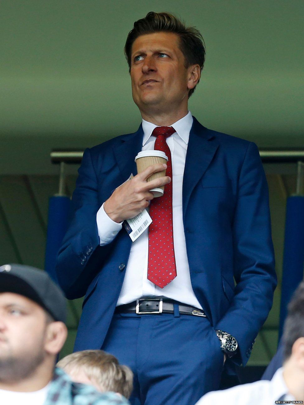 Crystal Palace Chairman Steve Parish And Ex Banker Jenny Campbell Join Dragons Den Bbc Newsbeat
