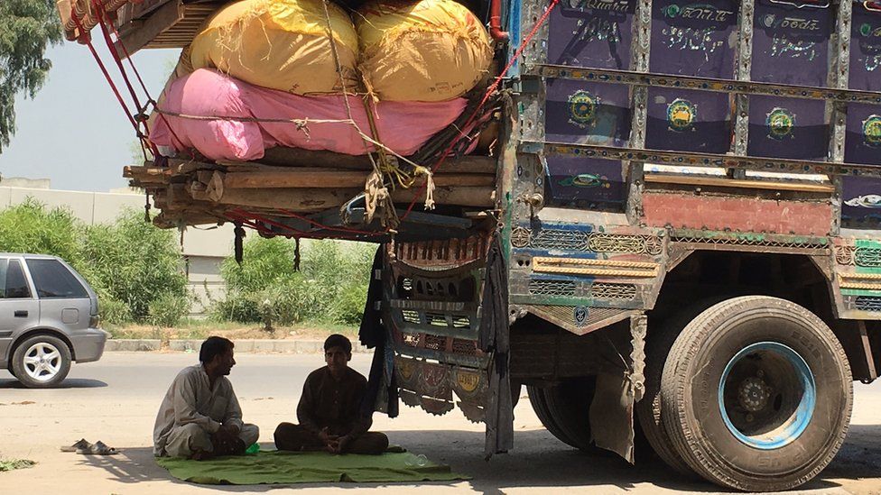 The Reverse Exodus Of Pakistan S Afghan Refugees Bbc News