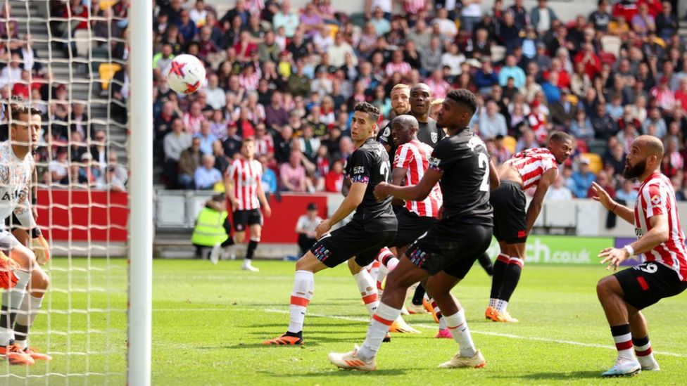 Brentford 2 0 West Ham United Bryan Mbeumo Yoane Wissa Score In