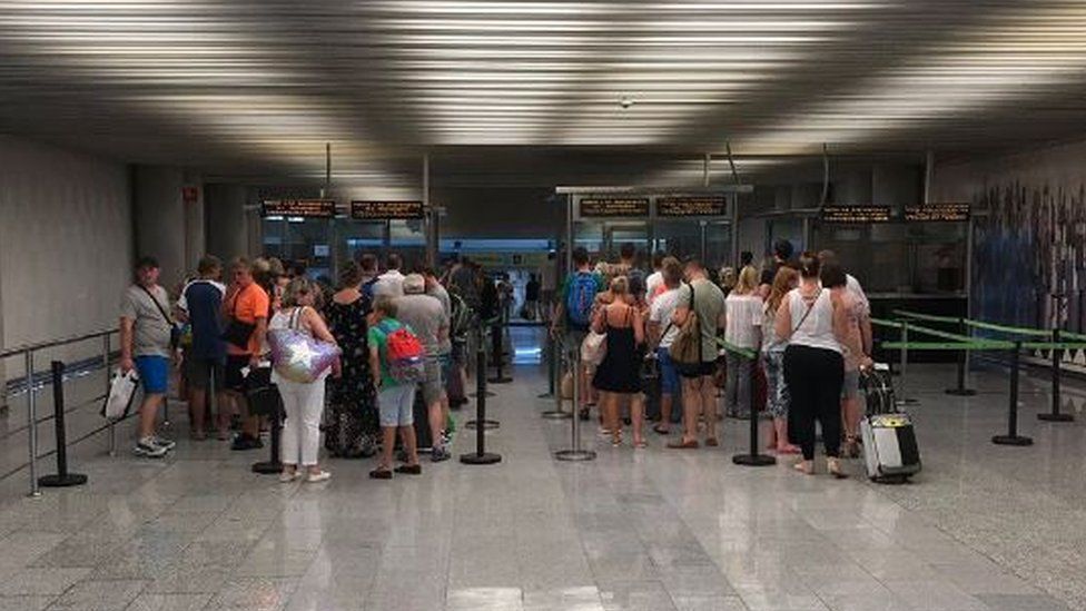 Barcelona Airport Terminal Airports Terminal Airport