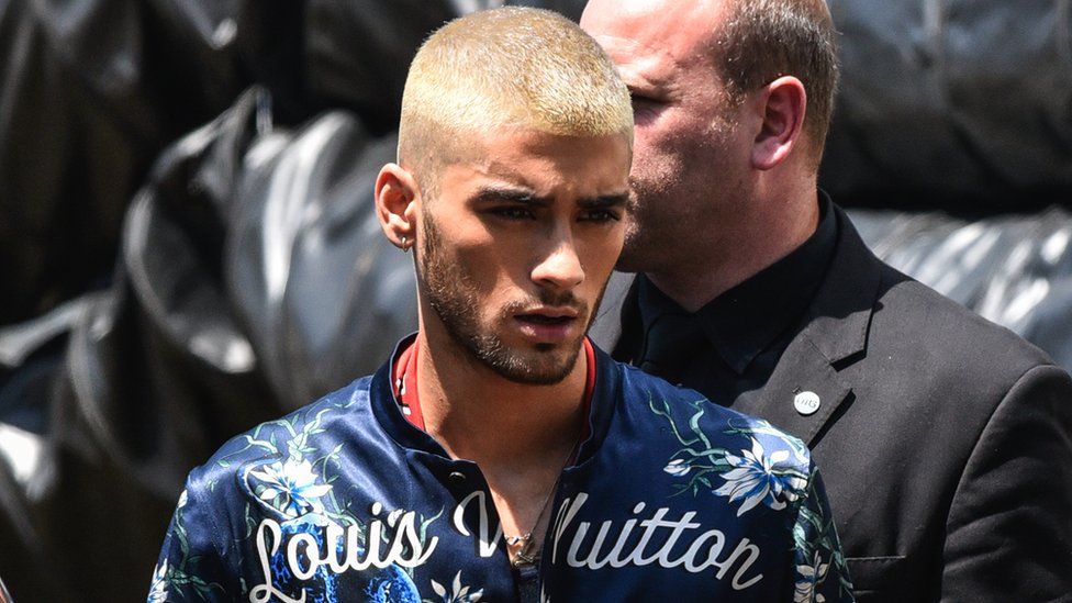 Zayn Malik appears to fall out with producer Naughty Boy on Twitter - BBC News