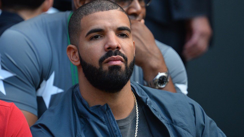 Drake cancels meet and greets during Drake cancels all fan meet and greets