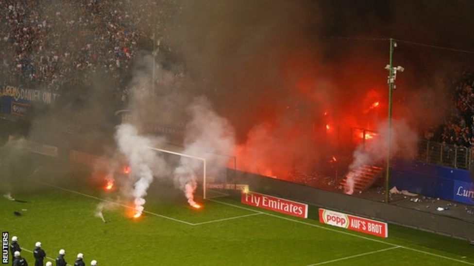 Hamburg Relegated From Bundesliga As Flares Delay End Of Match Bbc Sport