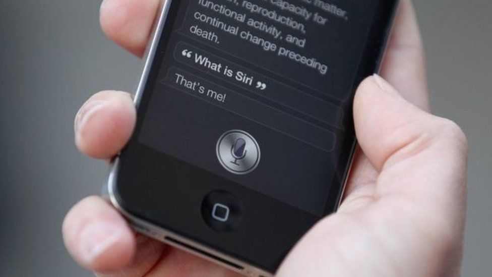 Why iPhone users shouldn't say 108 to Siri - BBC Newsbeat