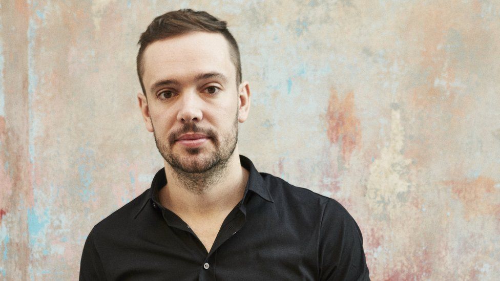 Mumford and Sons' Ben Lovett is 'hopeful' for the future of music venues - BBC Newsbeat