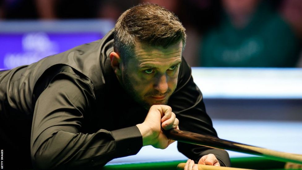 Judd Trump Champion Cruises Into Uk Quarter Finals With Win