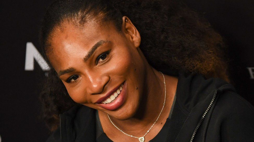 Pregnant Serena Williams Poses Naked On The Cover Of Vanity Fair Bbc Newsbeat 5530