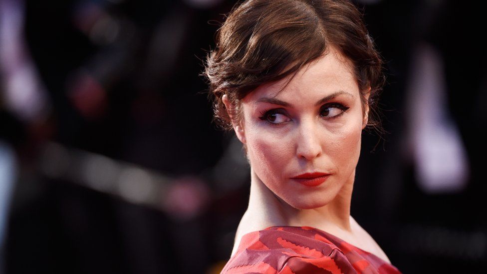 Noomi Rapace Criticises Disturbing Gender Pay Gap In Hollywood BBC