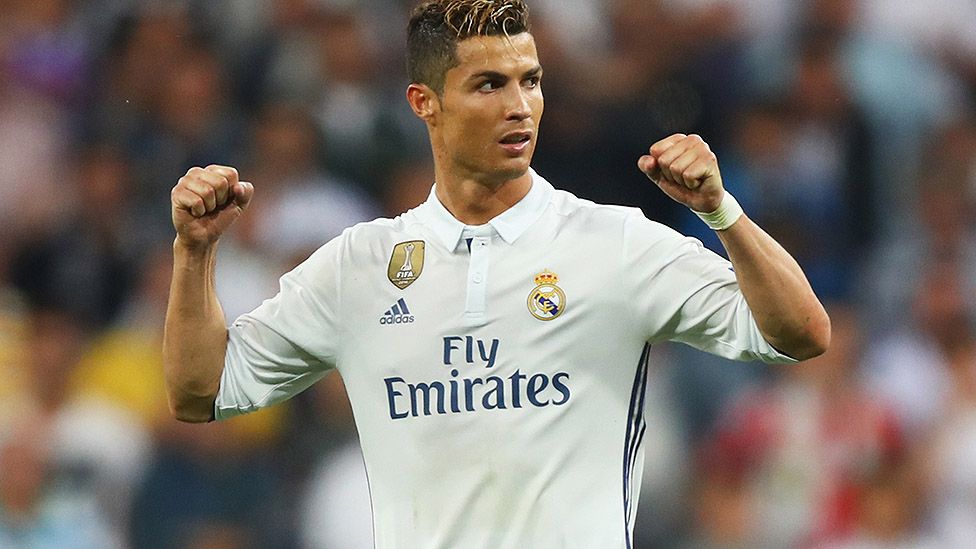 Cristiano Ronaldo Is First Footballer With 100m Instagram Followers Bbc Newsbeat