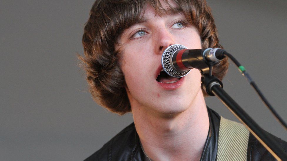 Catfish and the Bottlemen's Van McCann I'm saving song money for wife