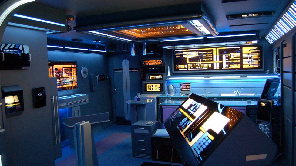 Star Trek Flat For Sale After Owner Jailed Bbc Newsbeat