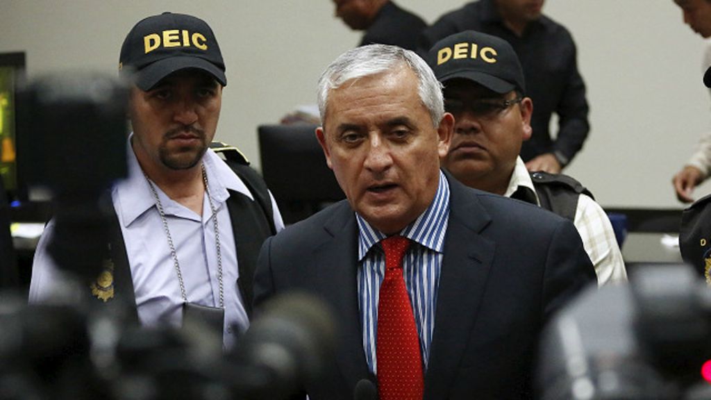 El expresidente de Guatemala Otto Pérez Molina duerme en prisión - BBC