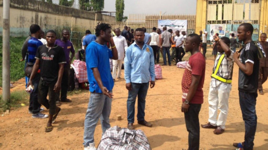 An kori 'yan Nigeria daga Biritaniya - BBC Hausa