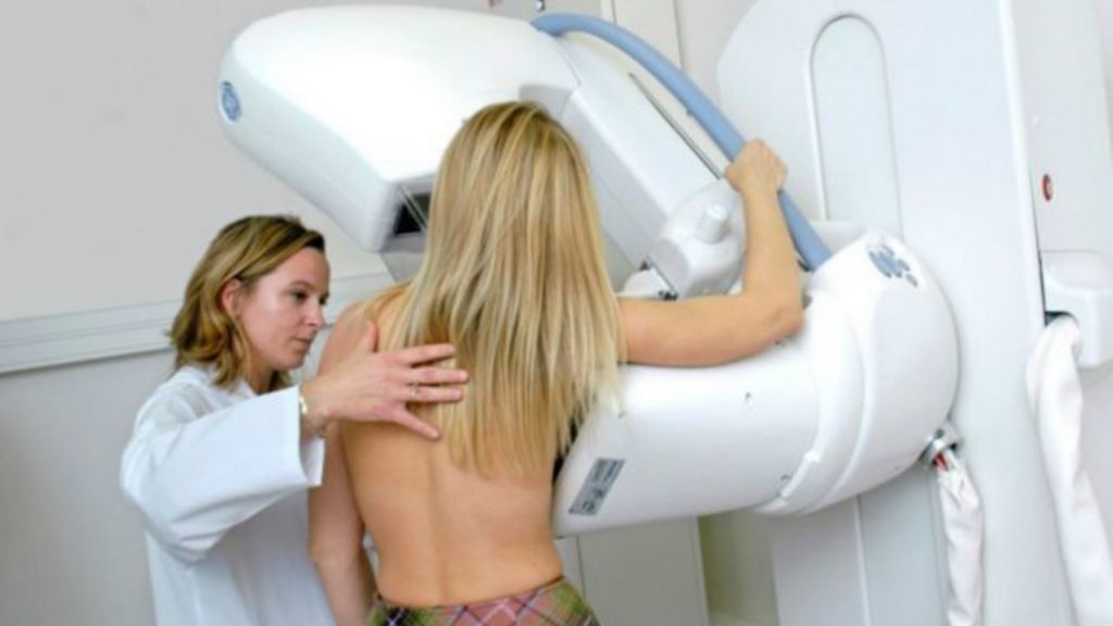 http://ichef.bbci.co.uk/news/ws/1024/amz/worldservice/live/assets/images/2016/05/02/160502164722_breast_cancer_640x360_spl_nocredit.jpg