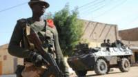 L'armée malienne aurait encerclé la mairie de Gao.