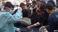 Atención a un herido en Siria
