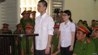 Phương Uyên và Uyên Kha tại tòa sơ thẩm